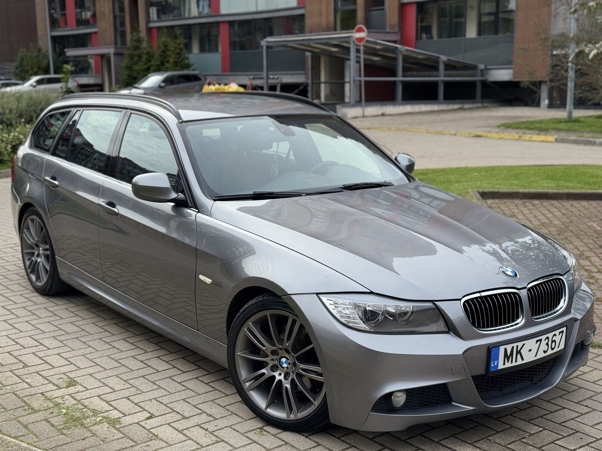 BMW 318 — 2010, 327 000 km, 2.0 Dīzelis