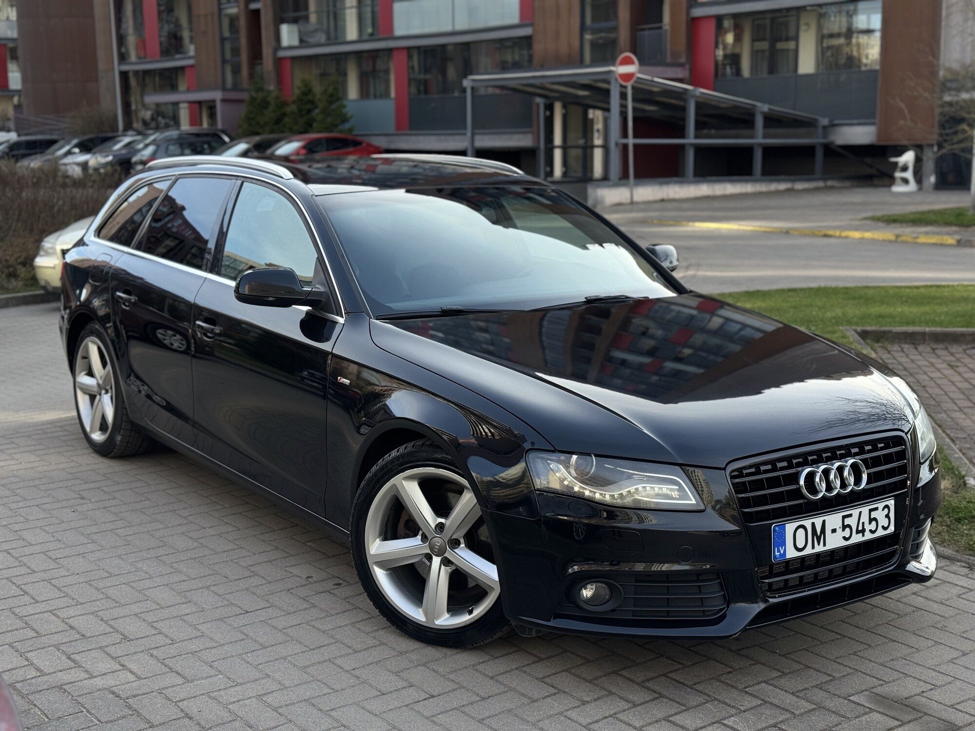 AUDI A4 — 2010, 374 000 km, 2.0 Dīzelis