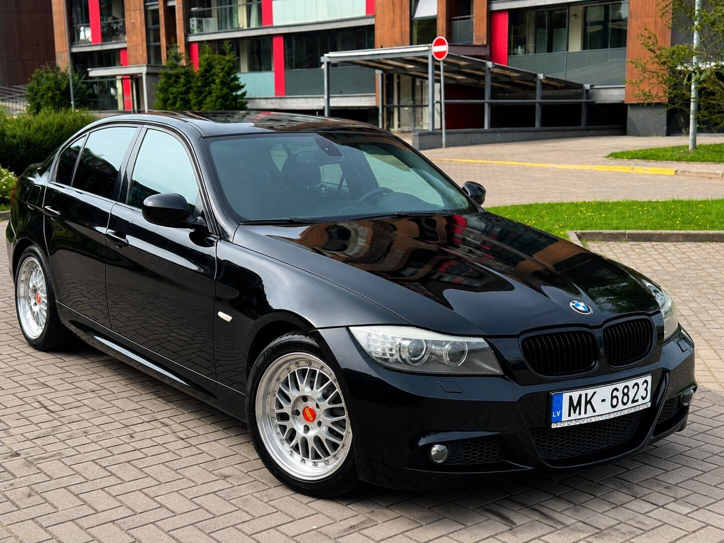 BMW 320 — 2008, 390 000 km, 2.0 Dīzelis