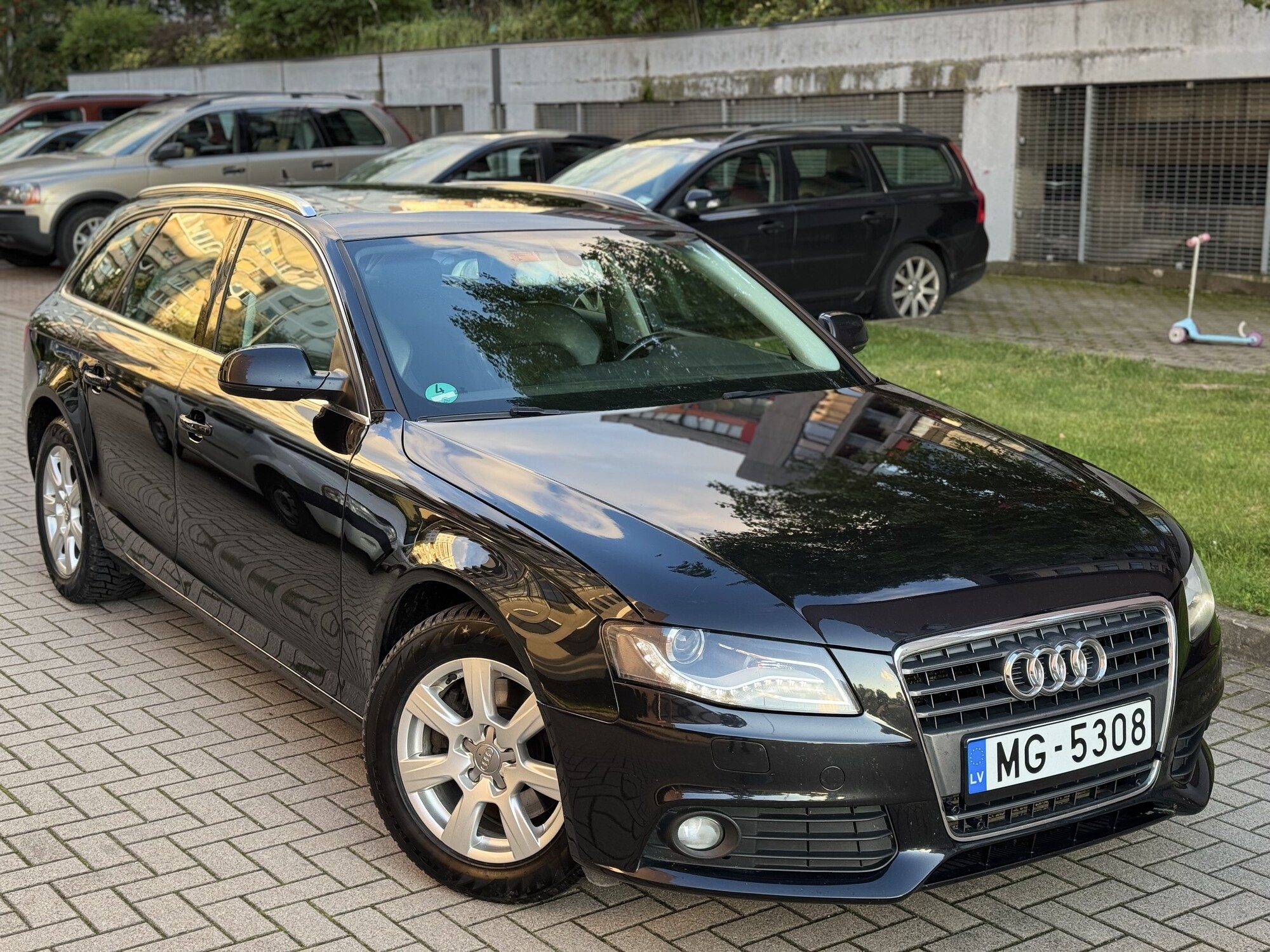 AUDI A4 — 2011, 314 000 km, 2.0 Dīzelis