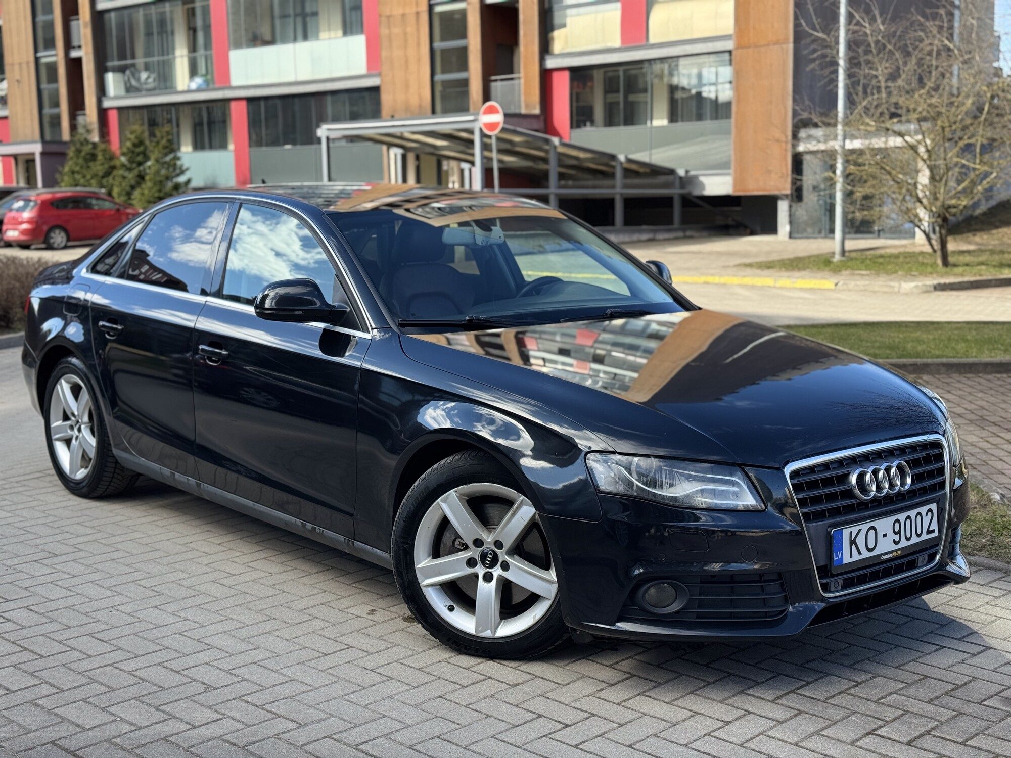AUDI A4 — 2007, 325 000 km, 2.7 Дизель