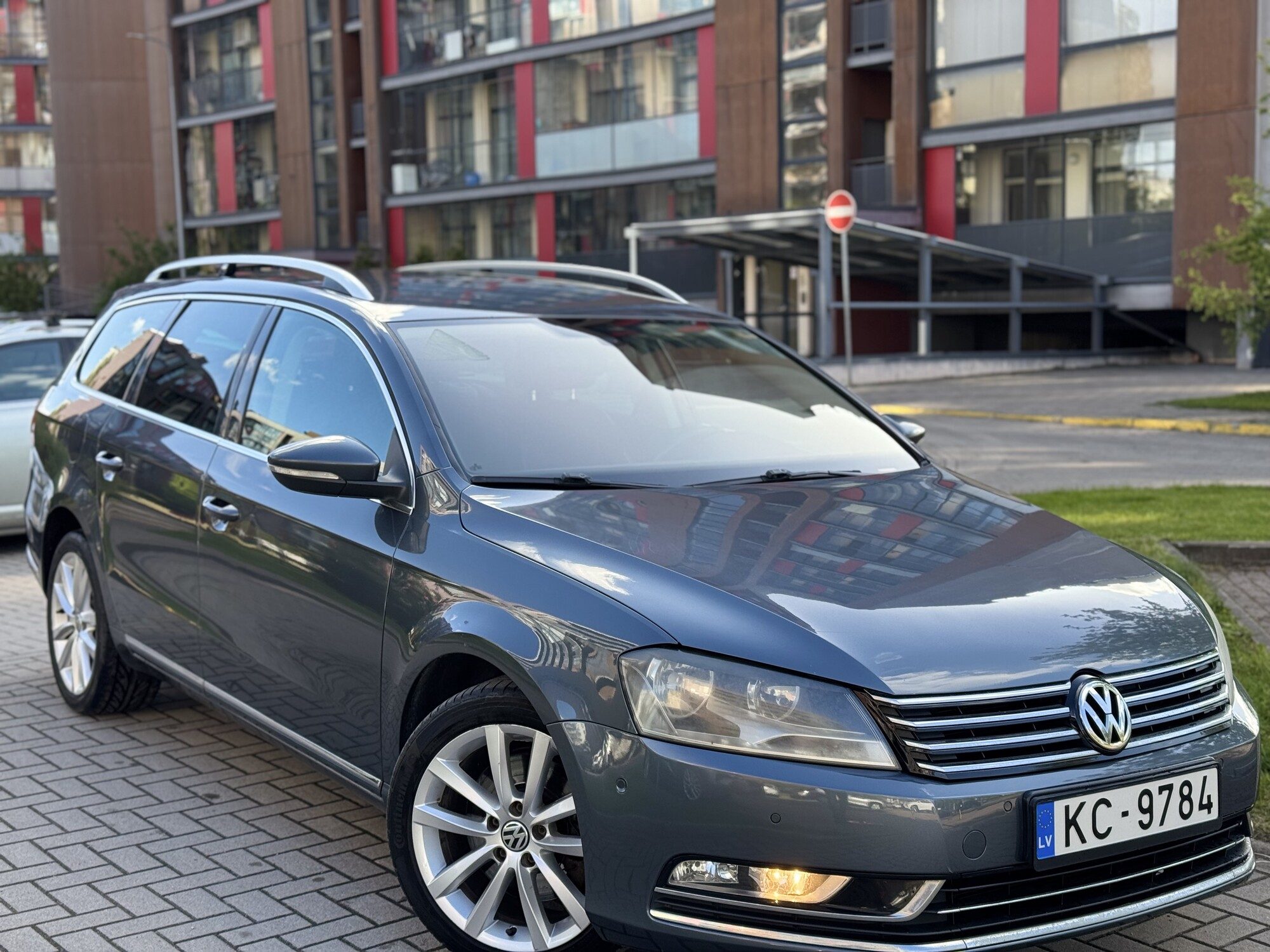 Volkswagen Passat (B7) — 2012, 353 000 km, 3.0 Diesel