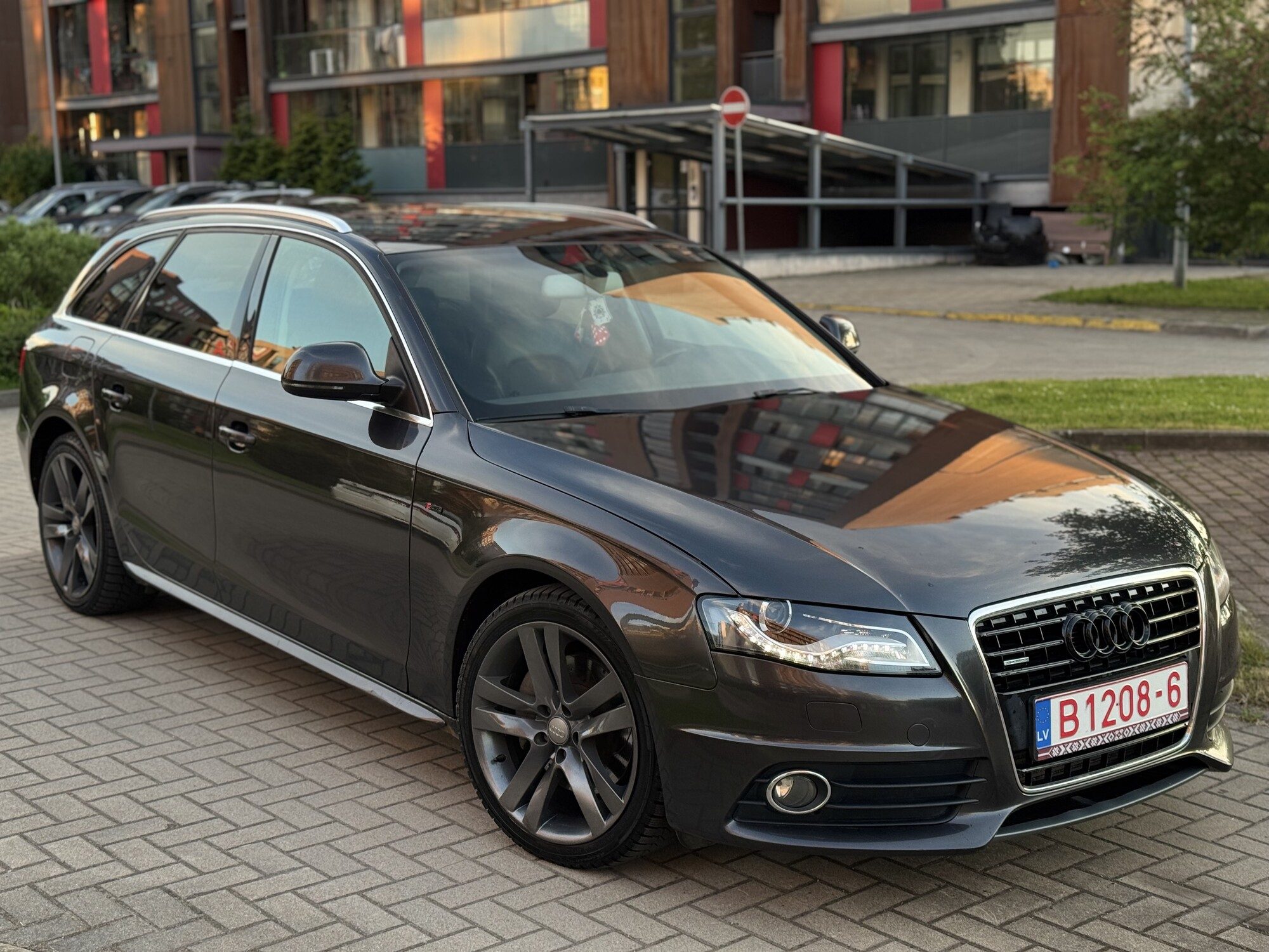 AUDI A4 — 2008, 338 000 km, 3.0 Dīzelis